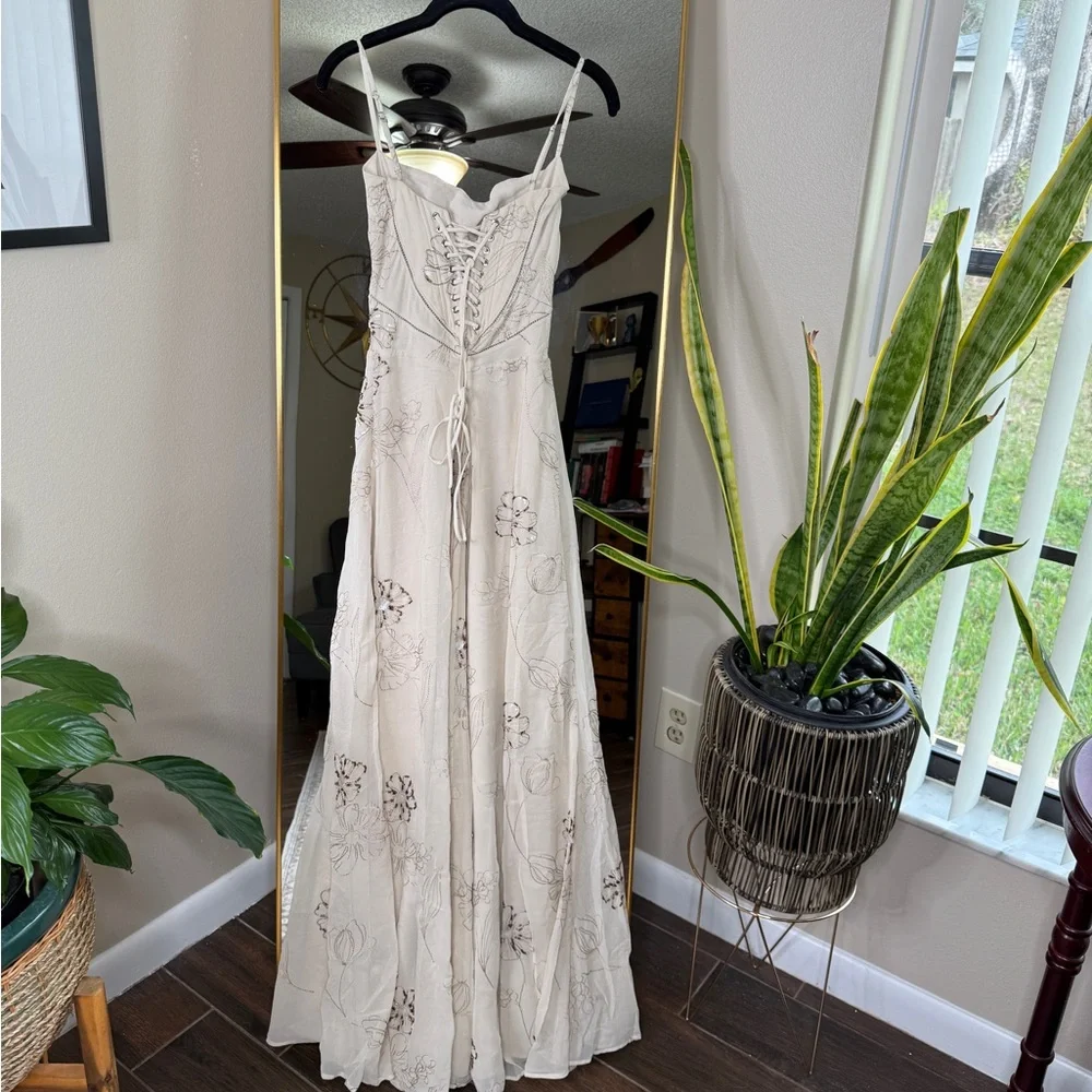 HOUSE OF CB 'Seren' Vanilla Embroidered Hand Beaded Floral Maxi Dress NWOT - Picture 11 of 12